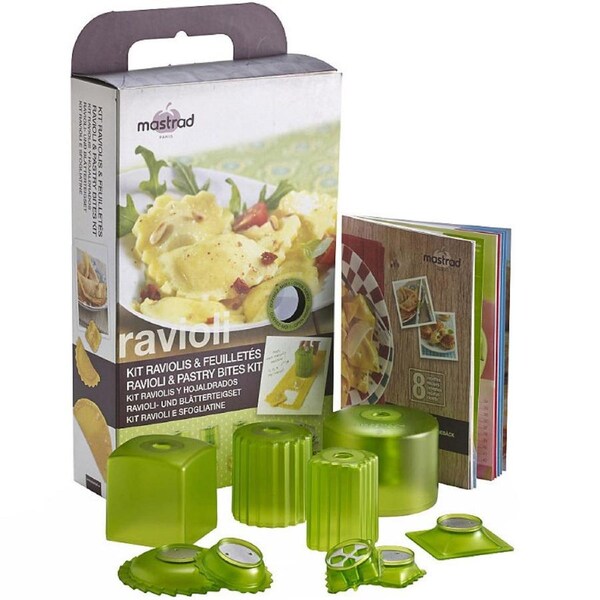 Mastrad Ravioli Pastry Pie Maker Gift Set in Green
