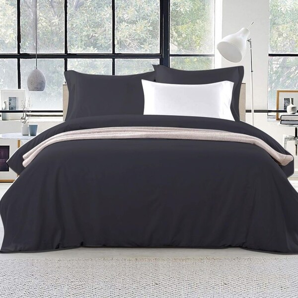 3pcs Giselle Quilt Cover Set Classic Black Queen