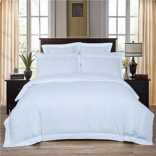 Super Soft King Size Bed Striped Quilt/Doona/Duvet Cover Set - White