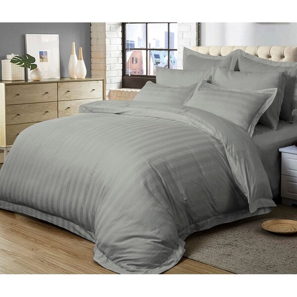 Super Soft King Size Bed Striped Quilt/Doona/Duvet Cover Set - Grey