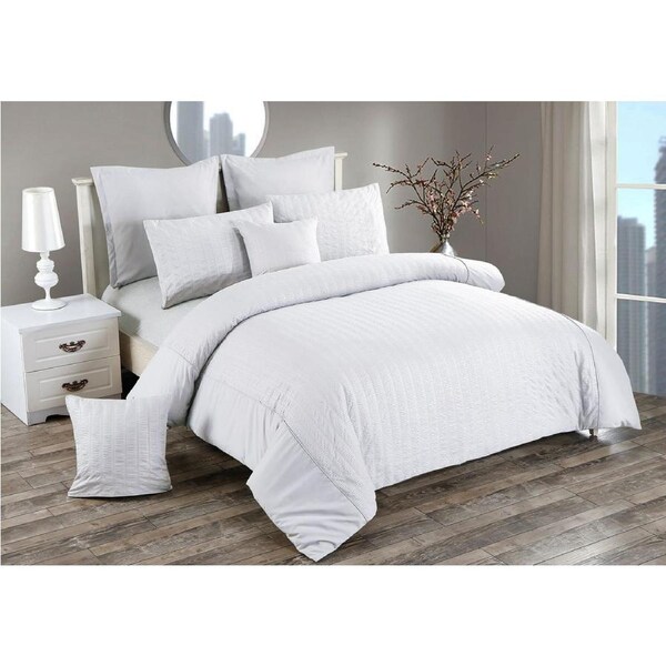 Seersucker Queen Size Quilt/Doona/Duvet Cover Set - White