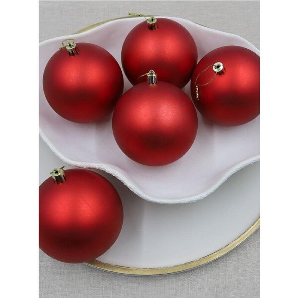Red 100mm Christmas Baubles 24 Balls Matt