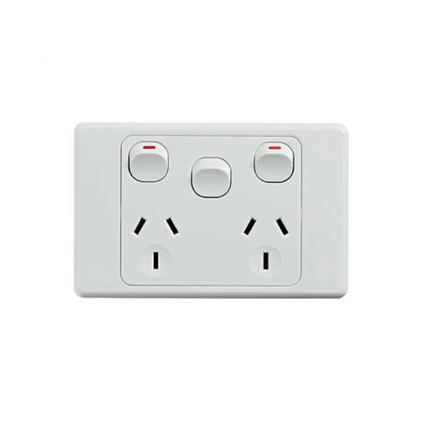 Ultima Double Power Point 250V 10A With 16Ax Extra Switch Horizontal