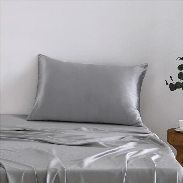Natural Home Luxe Mulberry Silk Pillowcase 25 Momme Standard Pillowcase 48 x 73cm - Grey