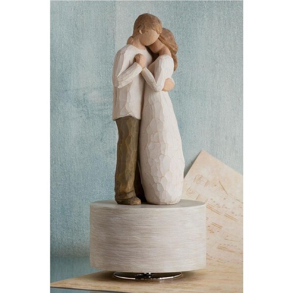 Willow Tree Promise Musical Figurine The Promise of Love by Susan Lordi 26457