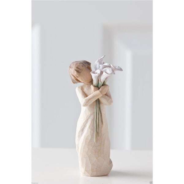 Willow Tree Figurine Beautiful Wishes Girl with Calla Lilies by Susan Lordi 26246