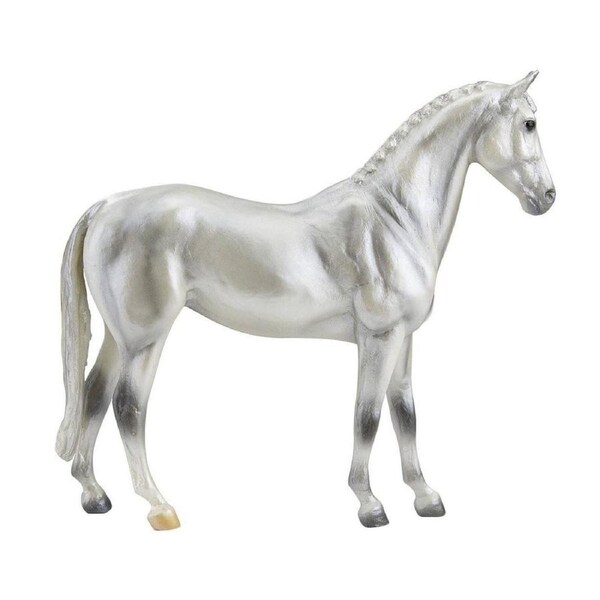 Breyer Horses Pearly Grey Trakehner Freedom 1:12 Scale Horse Figure 960