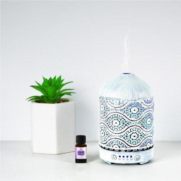 MBEAT activiva Metal Essential Oil and Aroma Diffuser-Vintage White -100ml