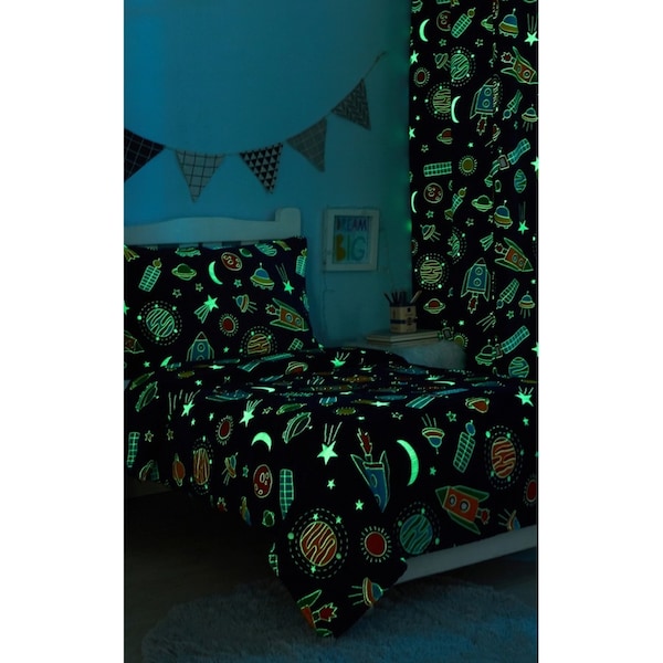 Kids Glow In The Dark Blanket, Curtain, Pillowcase Set Galaxy