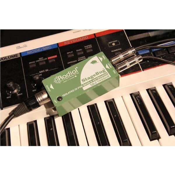 Compact passive DI for bass, keyboards & active Instruments