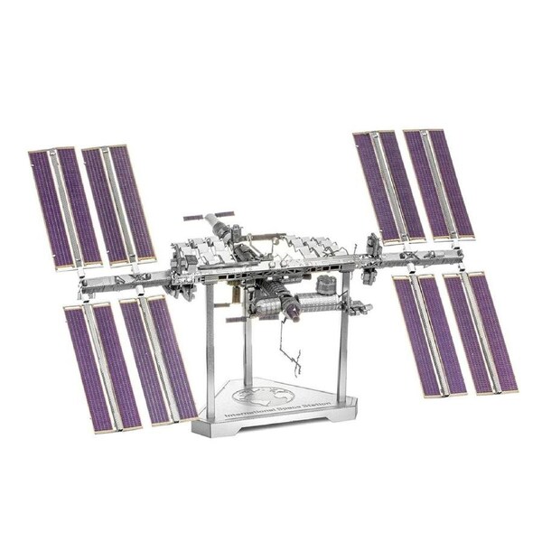 Metal Earth - 3D Metal Model Kit - ICONX International Space Station