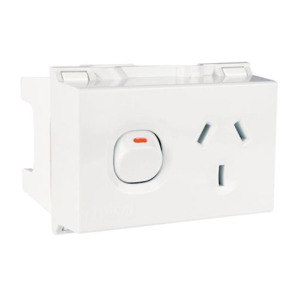 Clipsal 4SSO15D - 10 Amp Din Mounted GPO (Double Pole)