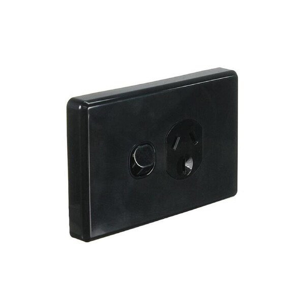 Single black Clipsal Classic Power Point - C2015BK