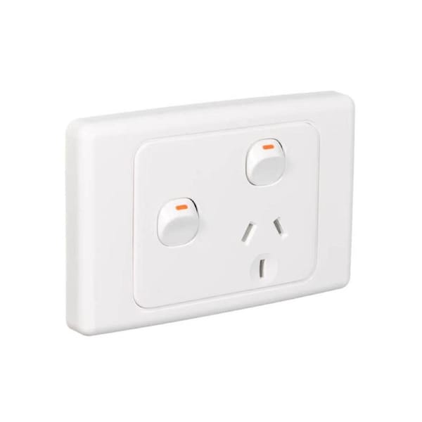 Clipsal 2015X-WE - 10Amp Single Power Point With Extra 10 Amp Switch White - 2000 Series