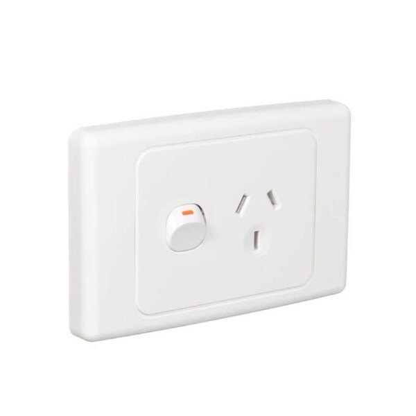 Clipsal 2015-WE - 10Amp Single Power Point White - 2000 Series