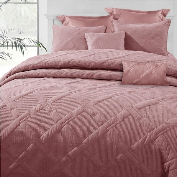 Ramesses 7-Piece Air Cloud Bamboo Blend Matelasse Comforter Set King / French Blue
