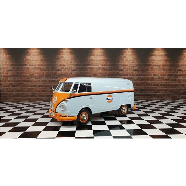 1:24 GULF VW TYPE 2 DELIVERY VAN [DDA79649]