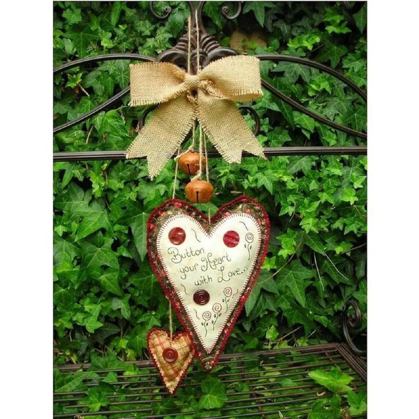 Quilting Sewing Hanging Heart Pattern Button Your Heart Rivendale Collection