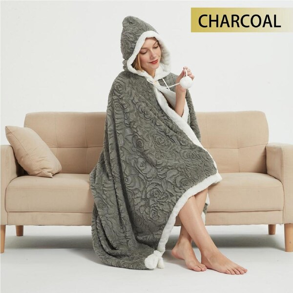 Ramesses Faux Fur Hooded Robe Leaf