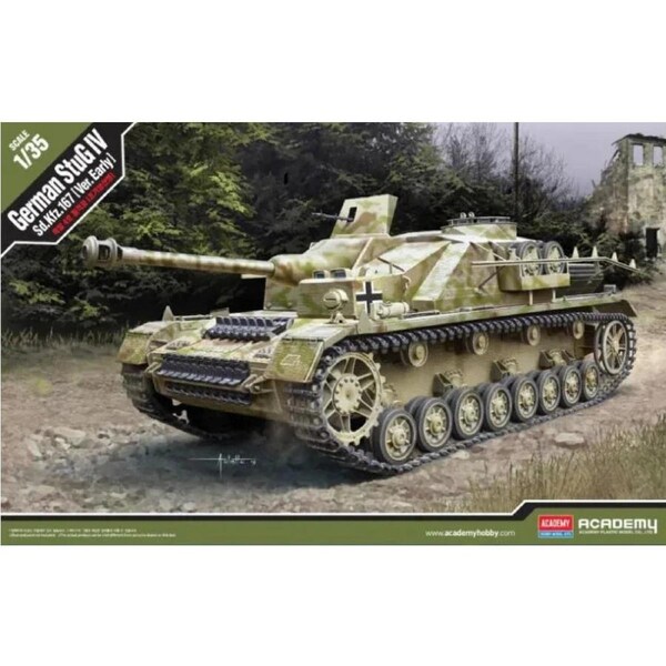 Academy 1/35 German StuG IV Sd.Kfz.167 "Ver.Early" Plastic Model Kit [13522]
