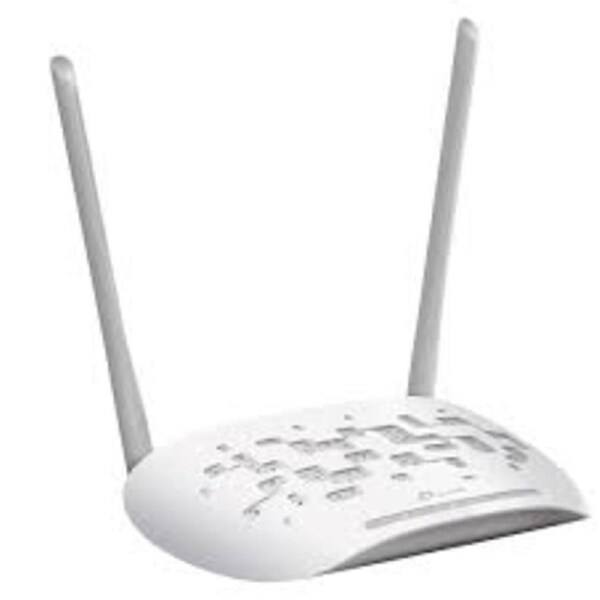 TP-LINK TL-WA801N 300Mbps Wireless N Access Point, Multiple Operation Modes, WPA2, Included Passive POE Injector