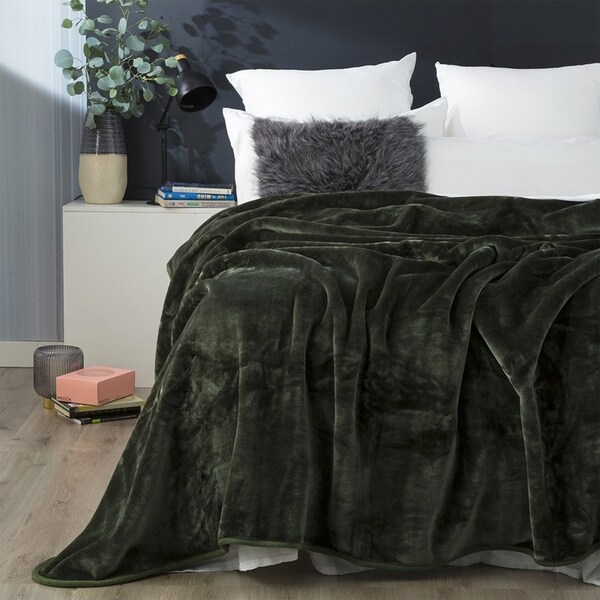 Renee Taylor 220x240cm Soft Warm Mink Blanket/Throw Heavy Weight Acrylic Jade