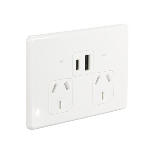 Trader Flat Cat&nbsp;FLPP2USBAU - Fully Integrated Dual Format A&C USB Charger Auto Switched Power Point