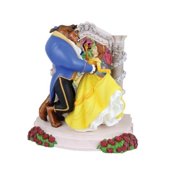 Disney Showcase - Belle and Beast Light Up Scene Figurine 23cm