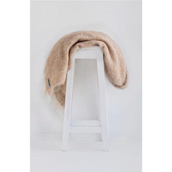 Masterweave Windermere Alpaca Knee Wrap Throw Blanket - Sand
