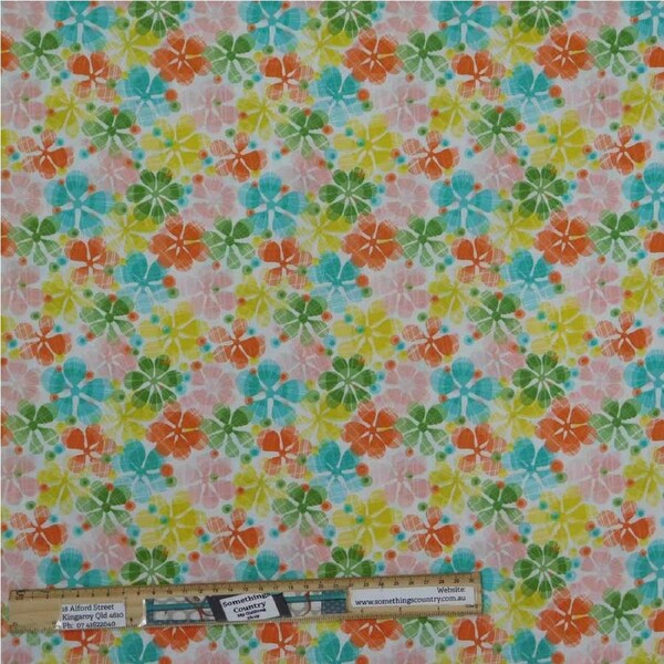 Quilting Patchwork Cotton Sewing Fabric Floral Garden Allover 1 Meter
