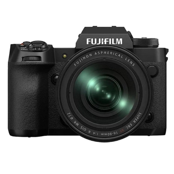 FUJIFILM X-H2 w/ XF 16-80mm f/4 R OIS WR Lens