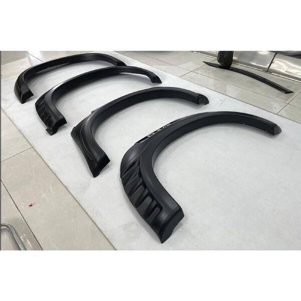 POCKET FENDER FLARES SUITABLE FOR ISUZU D MAX D-MAX 2016-2019