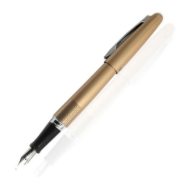 Pilot Metropolitan Fountain Pen Gold Barrel Medium Nib Black