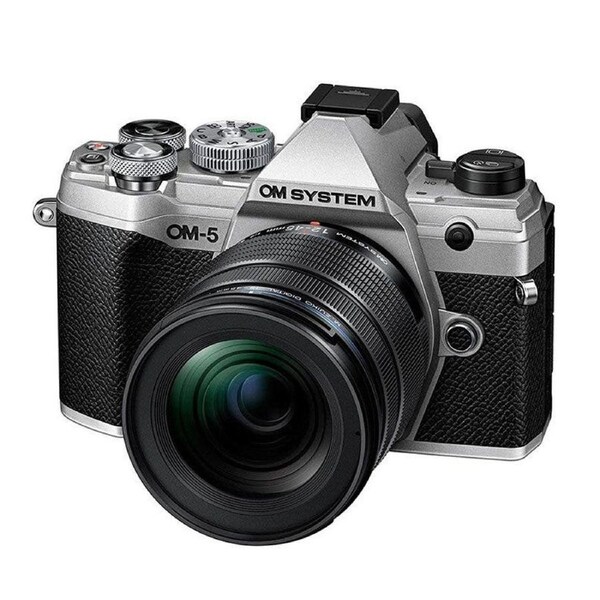 OM SYSTEM OM-5 12-45mm Lens Kit - Silver
