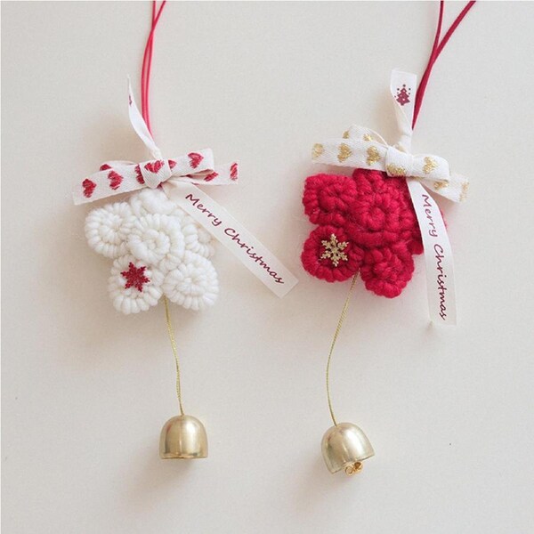 2pcs Christmas Woven Star Bell Wool Felt Snowflower Bell Decoration