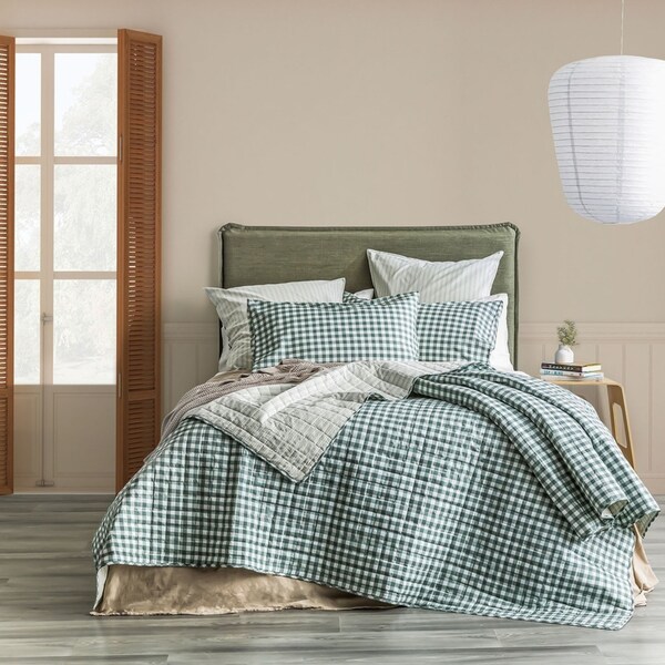 Renee Taylor Alison Queen/King Yarn Dyed Reversible Quilted Coverlet Set Forest