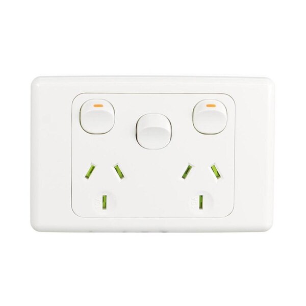 Trader Cougar COPPSW2G - 2 Gang 10A Power Point With Extra Switch 16A - White