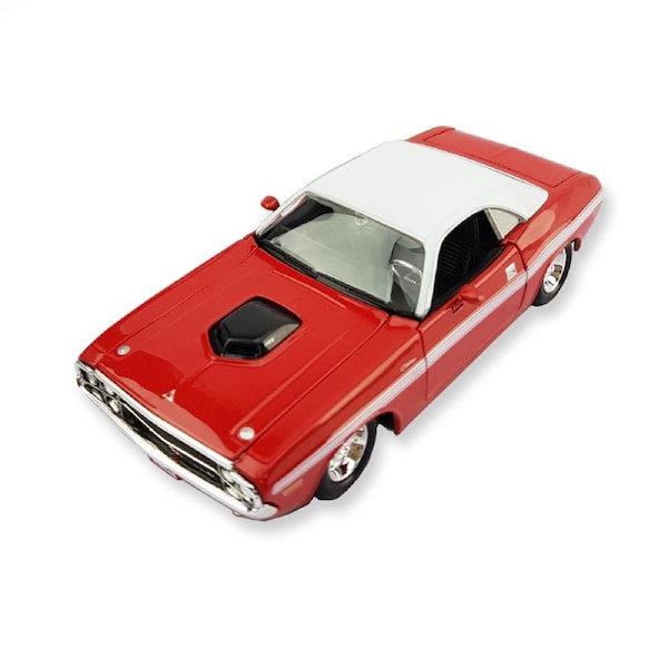 Maisto Licensed 1:24 Scale Dodge Challenger R/T coupe 1970 Diecast Model Car Red