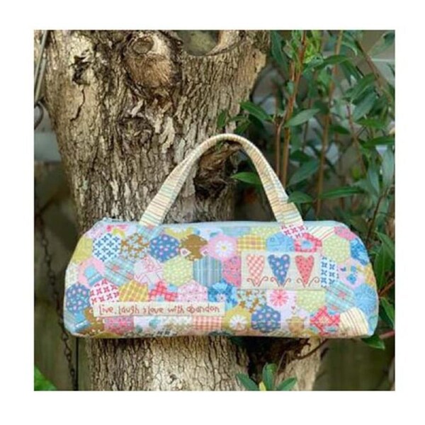 The Birdhouse Designs Anna-Bella Zip Purse Bag Pattern