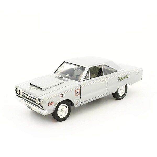 Acme Licensed 1:18 Scale Plymouth Belvedere Lightweight Bullet 1967 Diecast Model Car Silver
