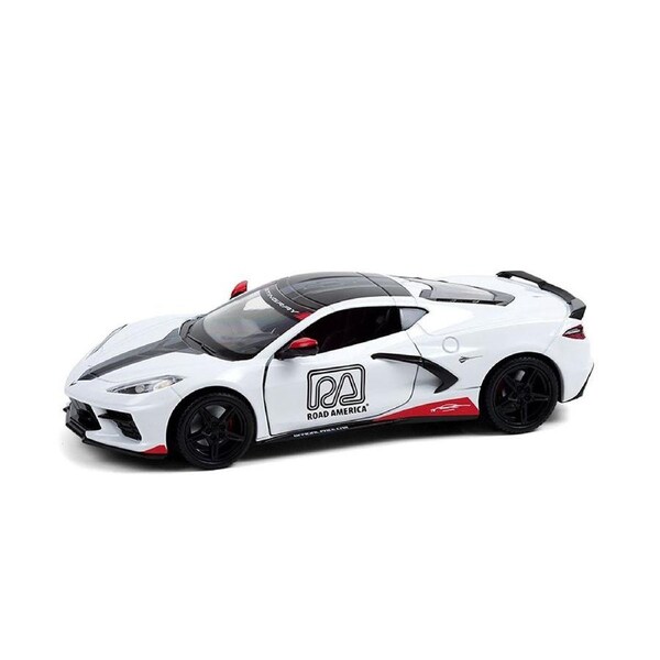 Greenlight Licensed 1:24 Scale Chevrolet Corvette C8 Stingray Coupe 2020 Diecast Model Car White