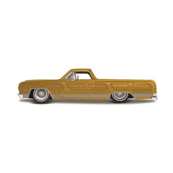 Maisto Licensed 1:25 Scale Design Lowriders Chevrolet El-Camino 1965 Diecast Model Car