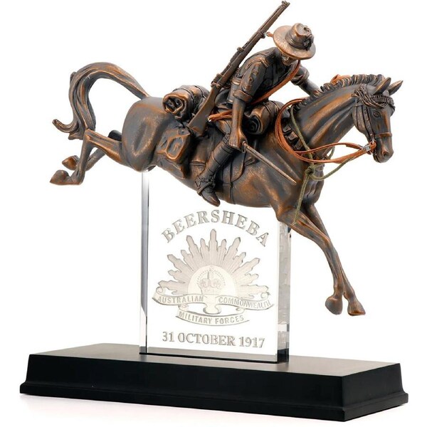 Master creations Beersheba Turn the Tide Light Horse Limited Edition Figurine with LED 3D Crystal ANZAC statue