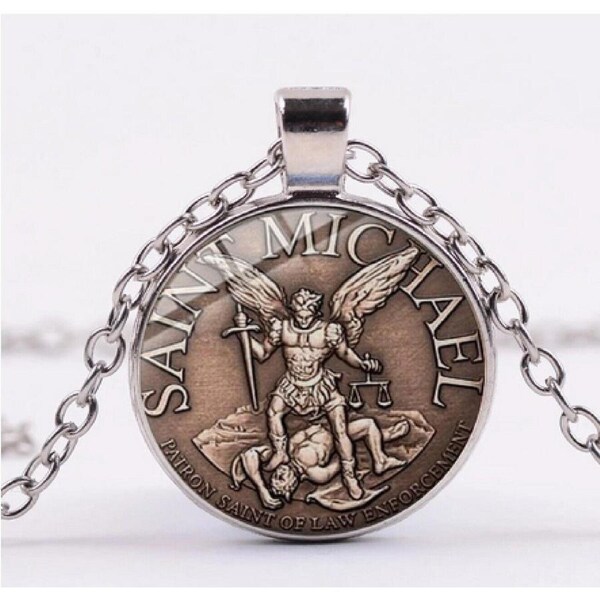 Saint Michael Pendant Prayer Catholic Patron Necklace Protection M1 Round Silver