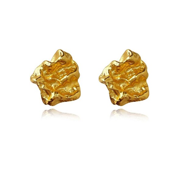Culturesse Imani Stainless Steel Solid Sculpture Stud Earrings 18k Gold Plating