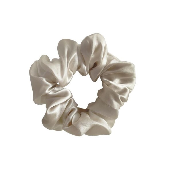 Culturesse Laurie 10cm Mulberry Silk Scrunchie Hair Tie Accessory Champagne