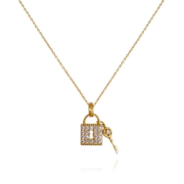 Culturesse Key To My Heart Diamante Padlock Necklace 18K Gold Plate Jewellery