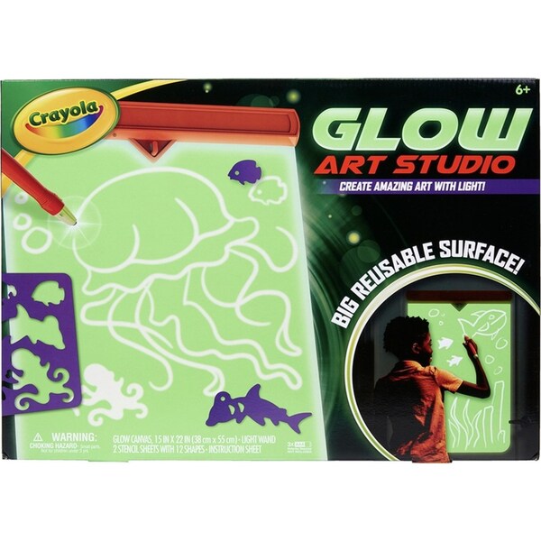 Crayola Kids/Childrens Creative Reusable Glow In The Dark Draw Art Studio 96m+