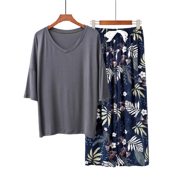 Nevenka Womens Pajama Set Print Sleepwear Soft V-Neck Short Sleeve Top With Pants-16