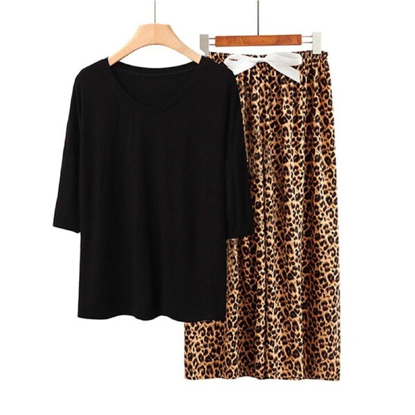 Nevenka Womens Pajama Set Print Sleepwear Soft V-Neck Short Sleeve Top With Pants-36